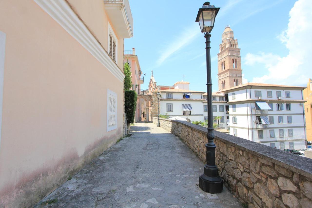 فندق Sapore Di Mare Al Duomo جنوى المظهر الخارجي الصورة